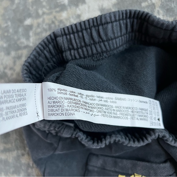 Zara Snoopy and Friends Shorts Size 6 - Picture 3 of 5